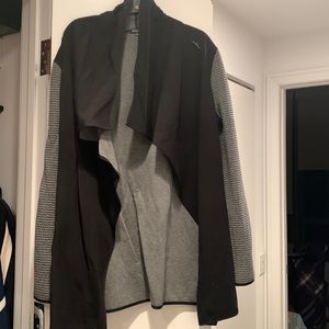 Michigan Shawl Active Sweater, Size M